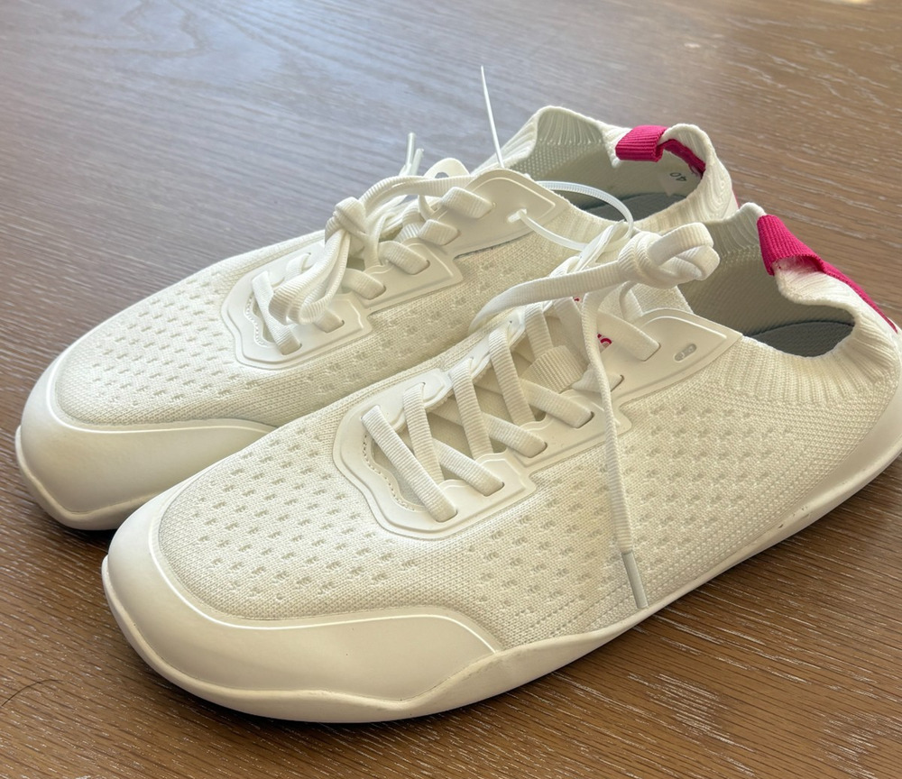 Peak Footwear Lumen Barefoot Shoes Women Size 40/9 White Pink Minimalist Sneaker